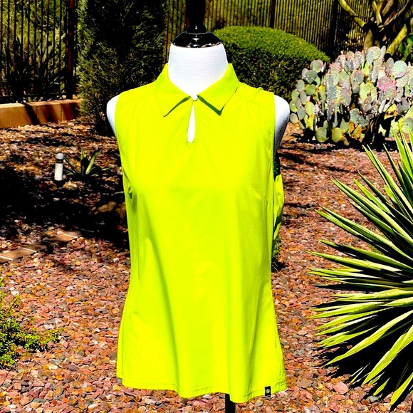 LIJA ATHLETIC TOP - Picture 1 of 4